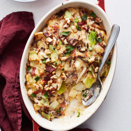 Creamy Cabbage Gratin with Bacon and Mushrooms