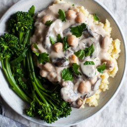 Creamy Chickpeas & Mushrooms Over Mashed Potatoes