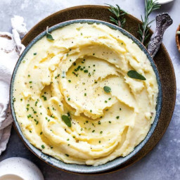 Creamy Garlic & Herb Mashed Potatoes
