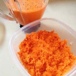creamy-oatmeal-with-carrots-and-goj-2.jpg