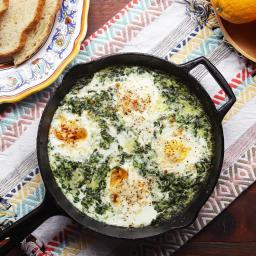 Creamy One-Pot Spinach And Egg Breakfast Recipe by Tasty