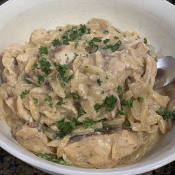 Creamy Parmesan Orzo with Chicken and Asparagus