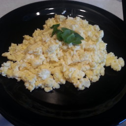 creamy-scrambled-eggs-3.jpg