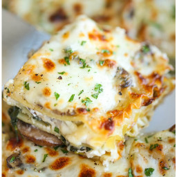 Creamy Spinach and Mushroom Lasagna 