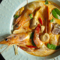Creamy Tom Yam Kung (Thai Hot and Sour Soup with Shrimp) Recipe