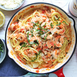 creamy-tomato-and-basil-shrimp-pasta-1672288.jpg