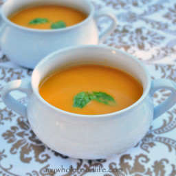 Creamy Tomato and Carrot Soup