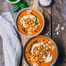 Creamy tomato soup with delicious toppings
