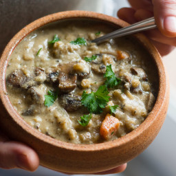 Creamy Vegan Mushroom Barley Soup
