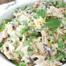 Creamy Vegan Orzo Risotto with Mushrooms and Peas