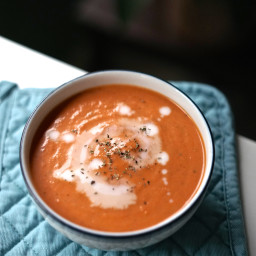 Creamy Vegan Tomato Soup