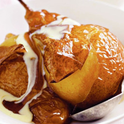 Creme anglaise with maple syrup baked pears