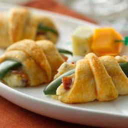Crescent Jalapeno Poppers