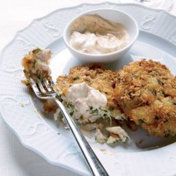 Crisp Crab Cakes with Chipotle Mayonnaise Recipe