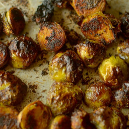 Crispy Barbecue Spiced Brussels Sprouts { Vegan + Paleo}