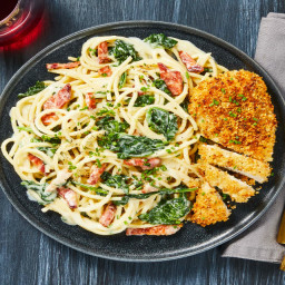 Crispy Chicken & Bacon Alfredo with Spinach, Parmesan & Chives
