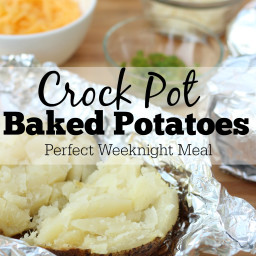 crock-pot-baked-potatoes-1736786.jpg