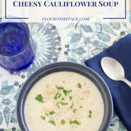 Crock Pot Cheesy Cauliflower Soup