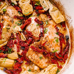 Crock Pot Chicken with Artichokes and Sun-Dried Tomatoes
