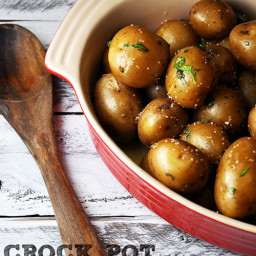 crock-pot-parsley-potatoes-1448442.jpg