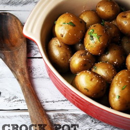 crock-pot-parsley-potatoes-2479121.jpg