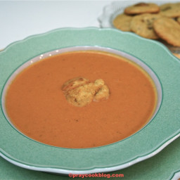 crock-pot-tomato-basil-soup-2368444.jpg