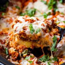 Crockpot Lasagna – WellPlated.com