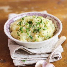 crockpot-mashed-potatoes-with-cream.jpg