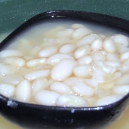 crockpot-navy-beans.jpg