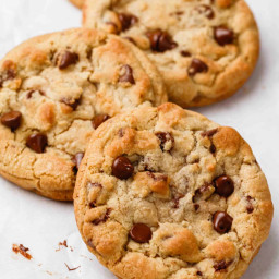 Crumbl Chocolate Chip Cookies Copycat Recipe