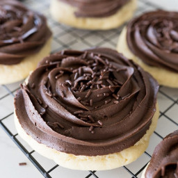 crumbl-chocolate-cupcake-cookies-2952202.jpg