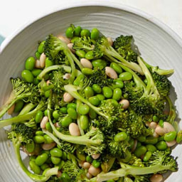 Crunchy Broccoli Toss