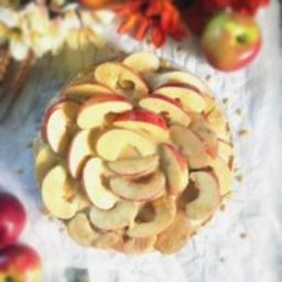 Crustless Caramel Apple Cheesecake