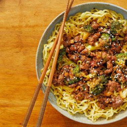 Cumin-Sichuan Peppercorn Beef with Ramen Noodles & Broccoli