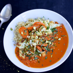 Curry Thai con verduras rostizadas en 20 minutos