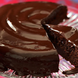 (D) Lil's decadant gluten free chocolate cake