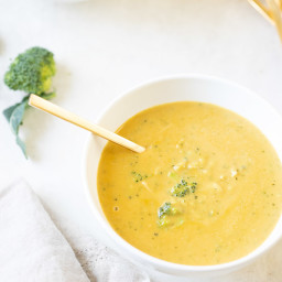 Dairy-Free Broccoli 'Cheddar' Soup (Paleo)