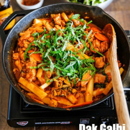 Dak Galbi (Korean Spicy Chicken Stir Fry)