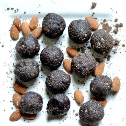 Dark Chocolate Almond Brownie Energy Bites