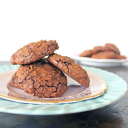 Dark Chocolate Almond Meringue Cookies (Gluten-Free)