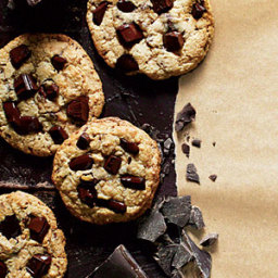 dark-chocolate-chunk-cookies-4.jpg