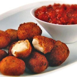Deep-Fried Bocconcini with Spicy Tomato and Garlic Chutney