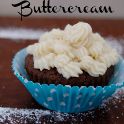 Delicious and Easy Vanilla Buttercream (without so much sweetener)
