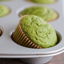 Delicious Whole Grain Hulk Muffins {Naturally Green!}