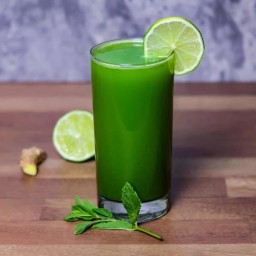 Detoxifying Cucumber Juice for Weight Loss (in a Juicer)