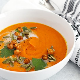 Detoxifying Roasted Carrot and Butternut Squash Soup