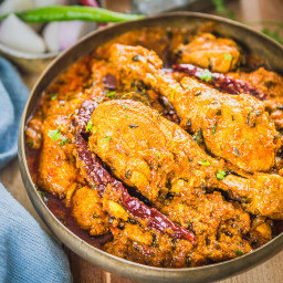 Dhaba Style Chicken Curry Recipe