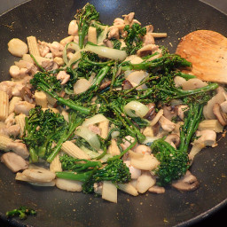 dijon-broccoli-chicken-stir-fr-e0ff8f.jpg
