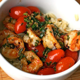 Dinner Tonight: Garlic Shrimp with Basil, Tomatoes, and Pepper Flakes Recip