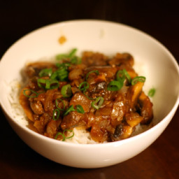 Dinner Tonight: Mushroom Bhaji (Mushrooms in Tomato-Onion Sauce) Recipe